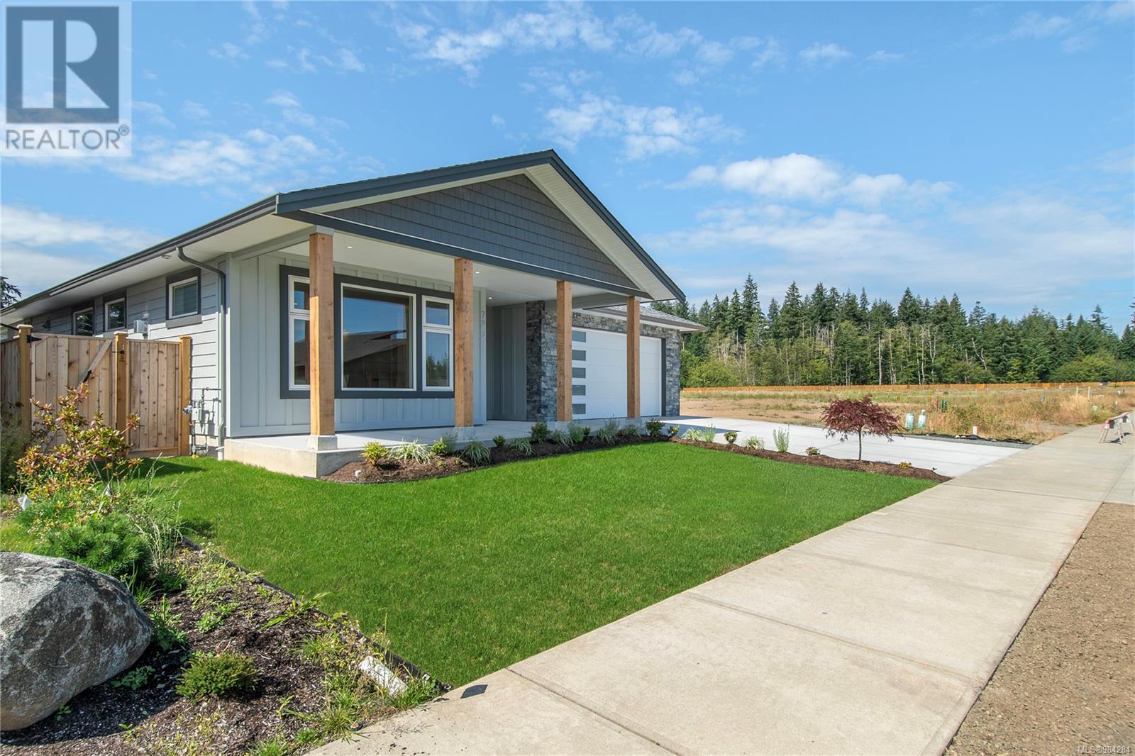 725 Beaver Creek Blvd, Campbell River real estate listing 984284