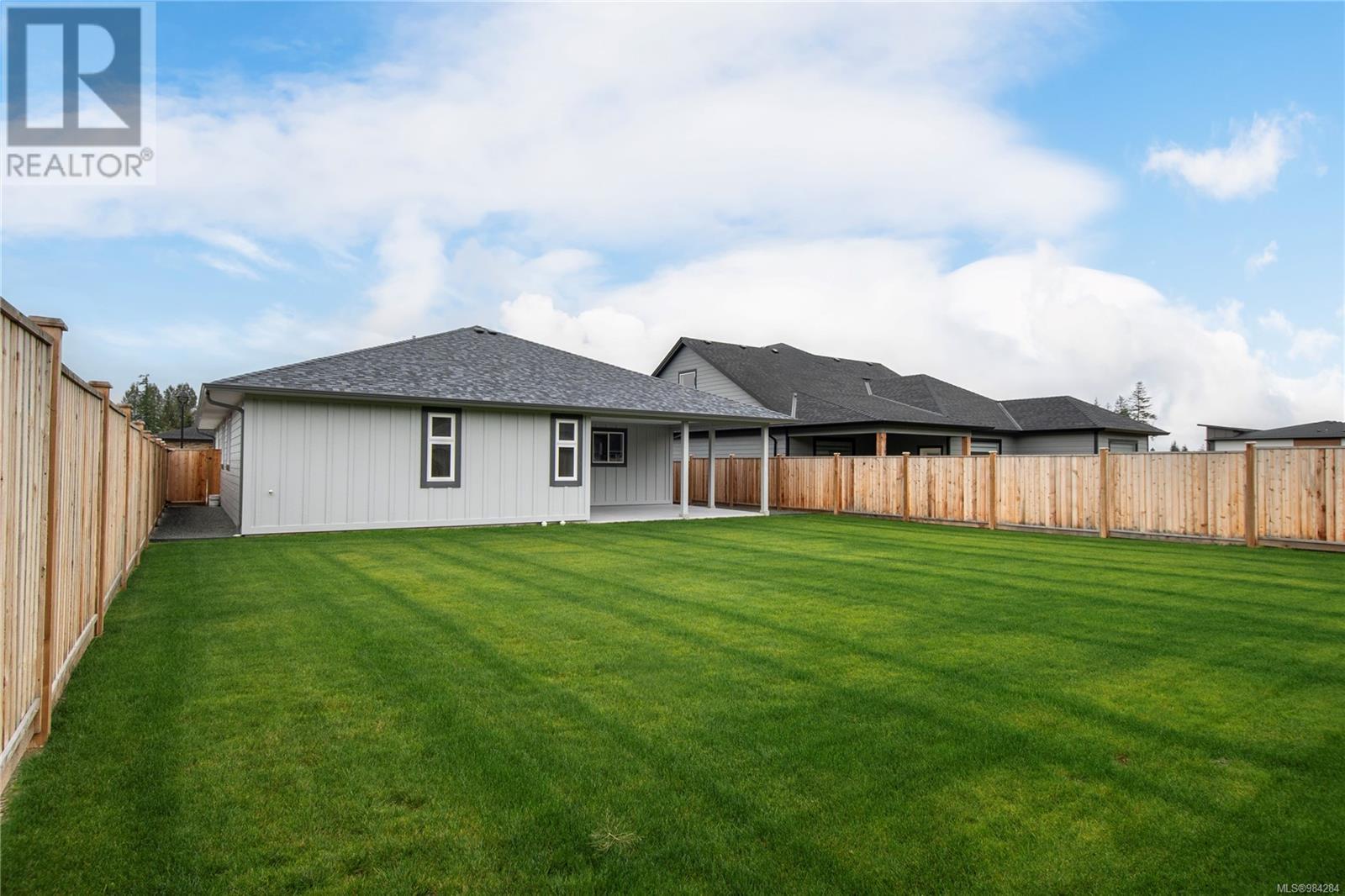 725 Beaver Creek Blvd, Campbell River real estate listing 984284