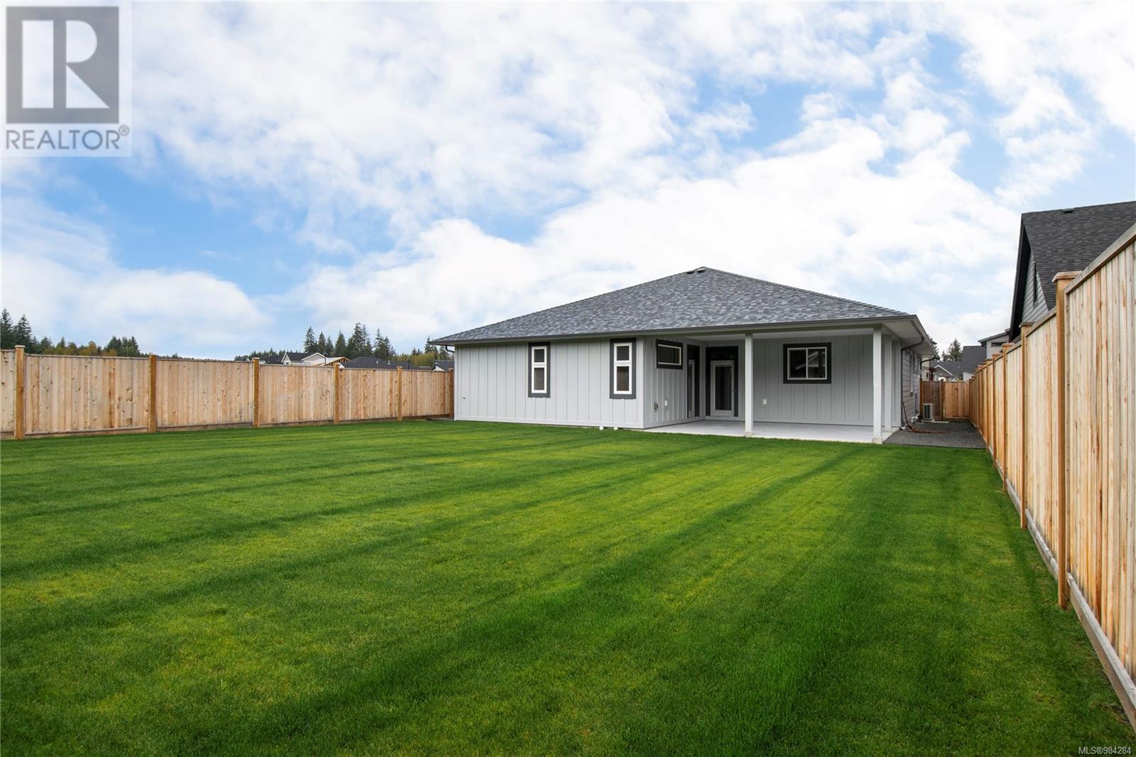 725 Beaver Creek Blvd, Campbell River real estate listing 984284