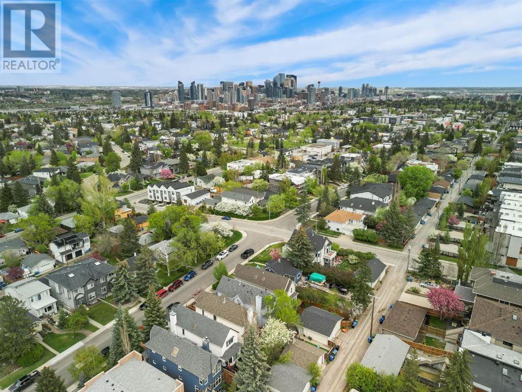 Single Family House for Sale in   Avenue SW Richmond Calgary 