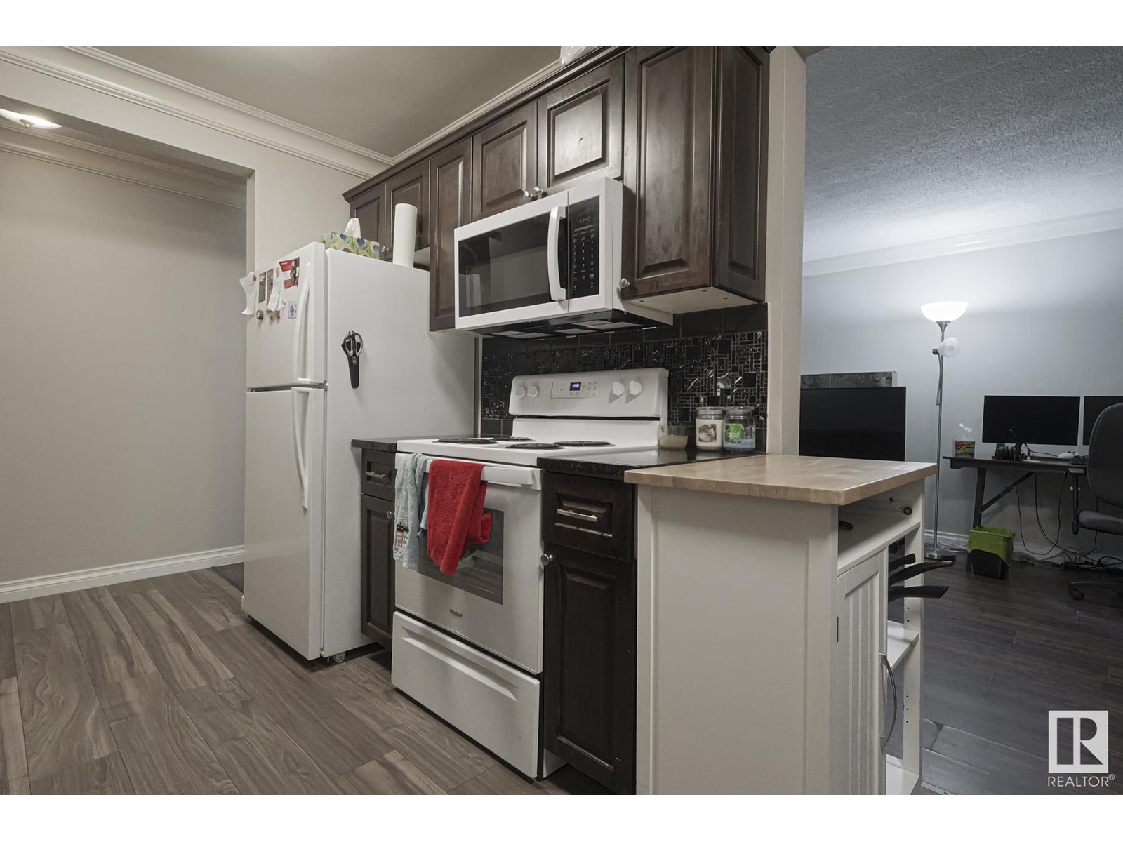 #302 10735 81 AV NW, Edmonton