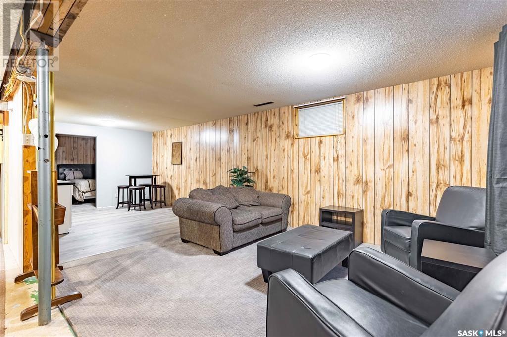 Photo 18 of 2050 Riverside Drive, Prince Albert SK