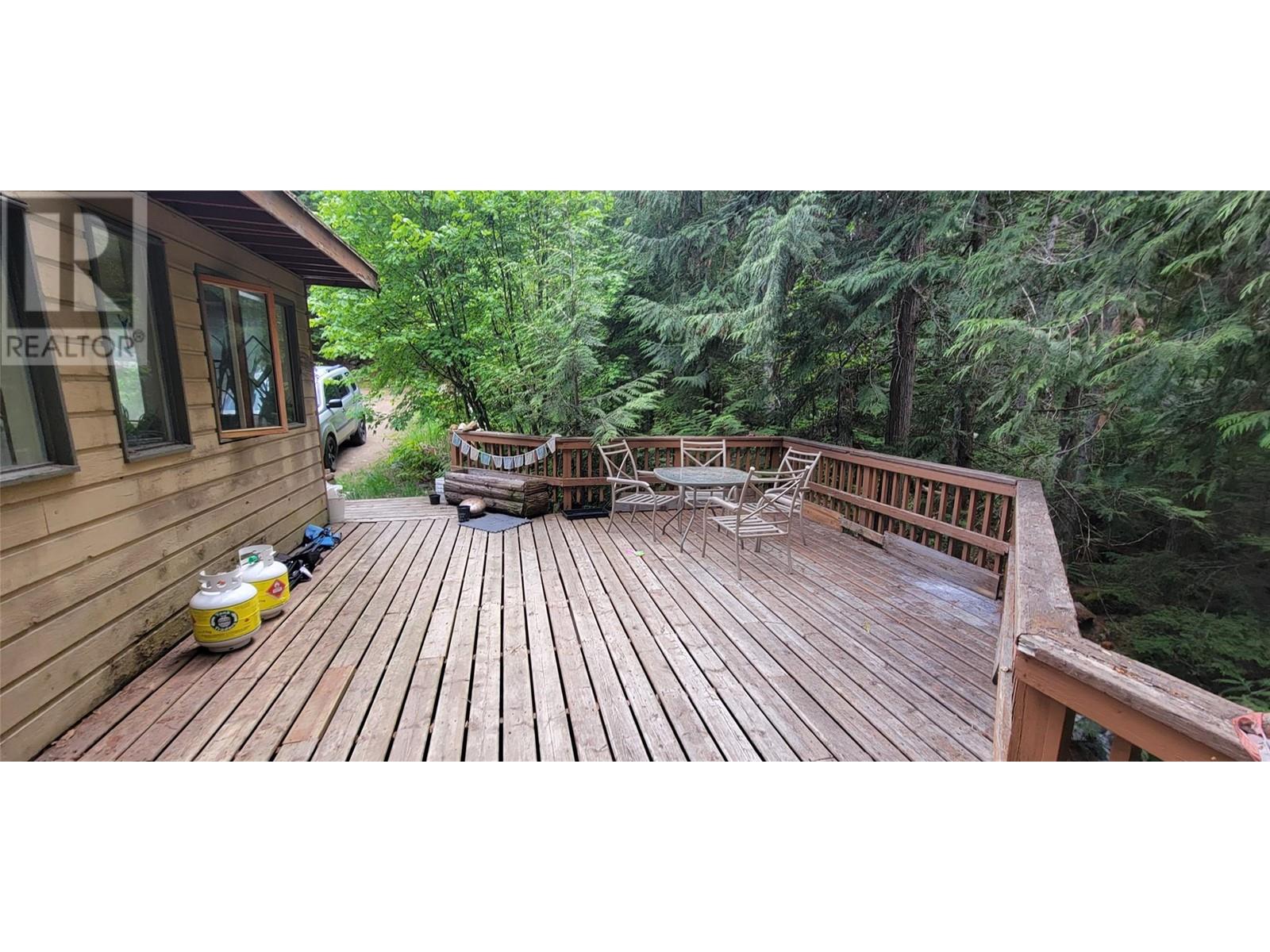 Photo 19 of 4820 6 Highway, Winlaw BC