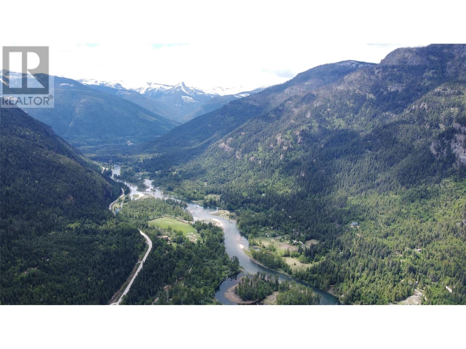 Photo 25 of 4820 6 Highway, Winlaw BC