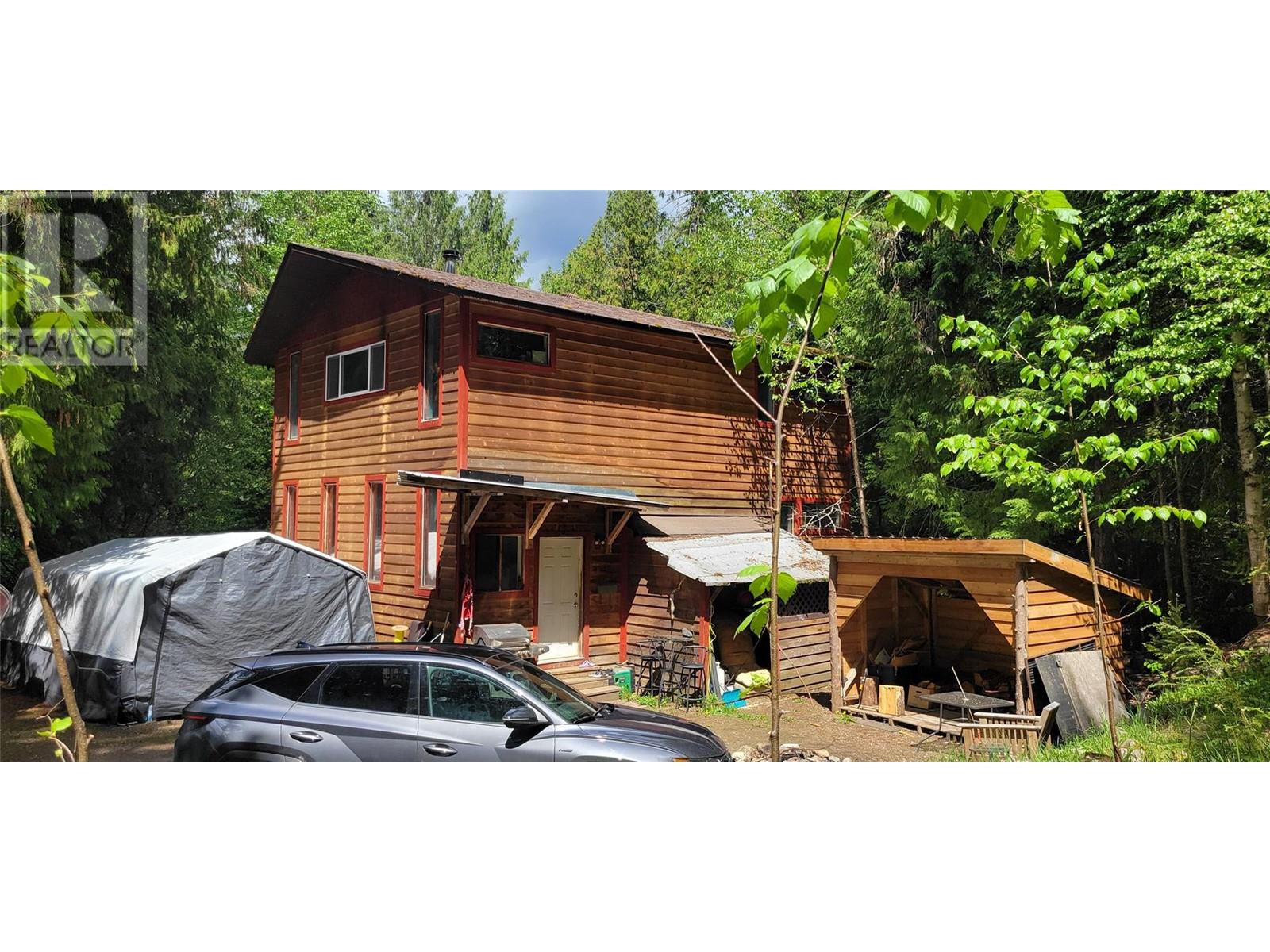 Photo 1 of 4820 6 Highway, Winlaw BC