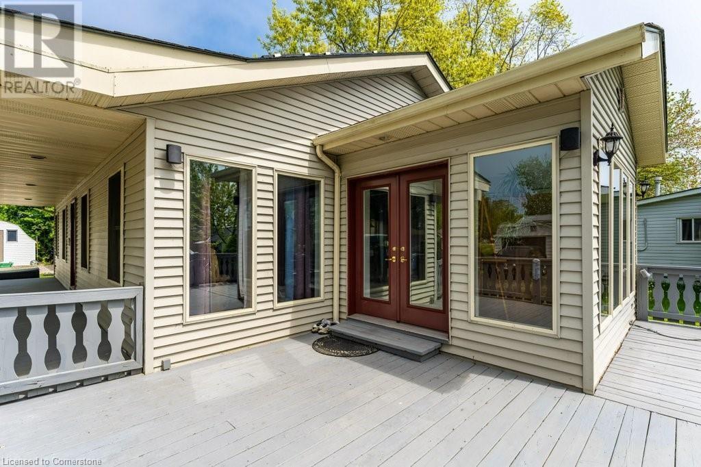 Photo 11 of 22 3rd Street, Selkirk ON