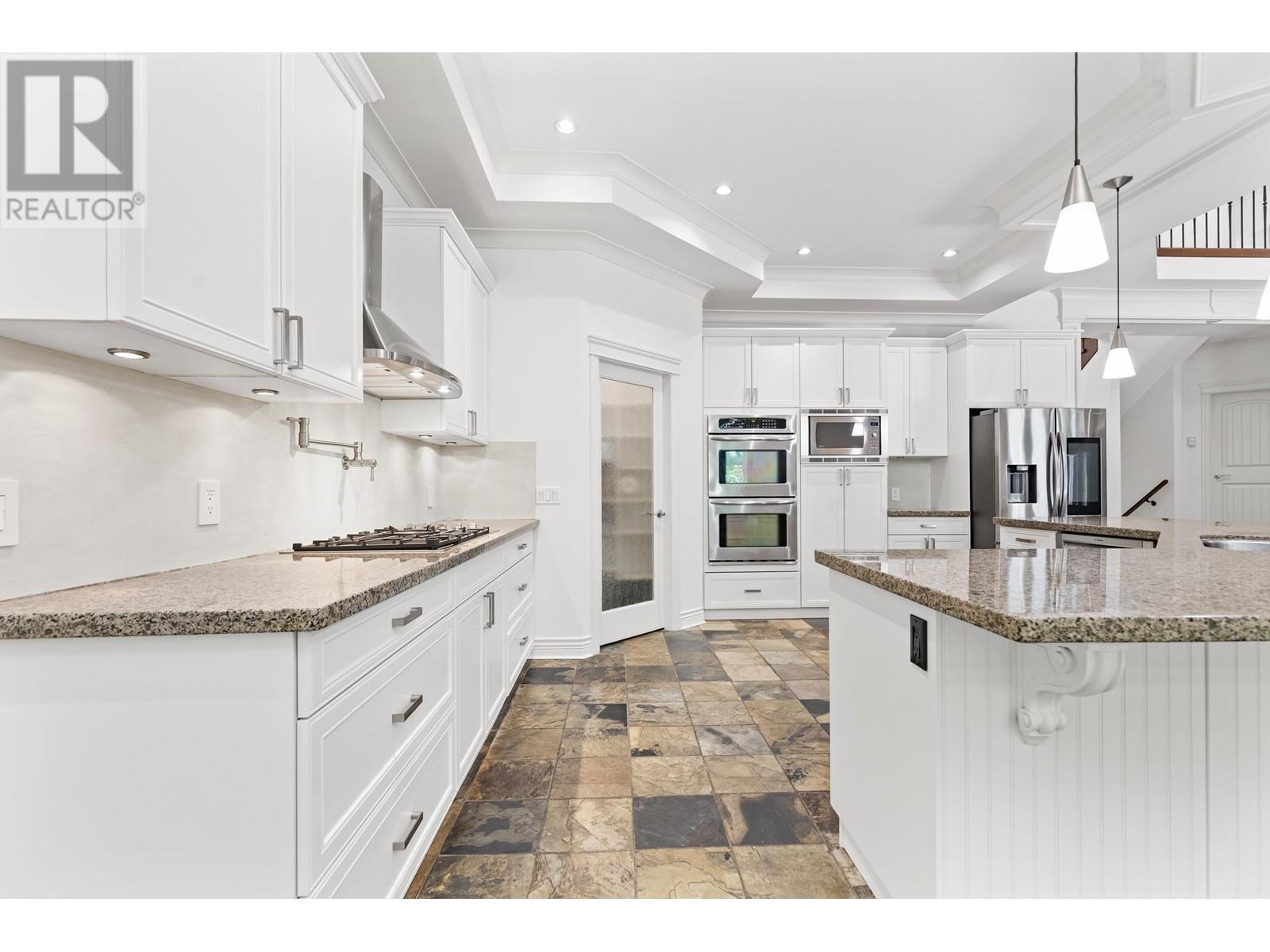 2668 FERN DRIVE, Anmore real estate listing R3003229
