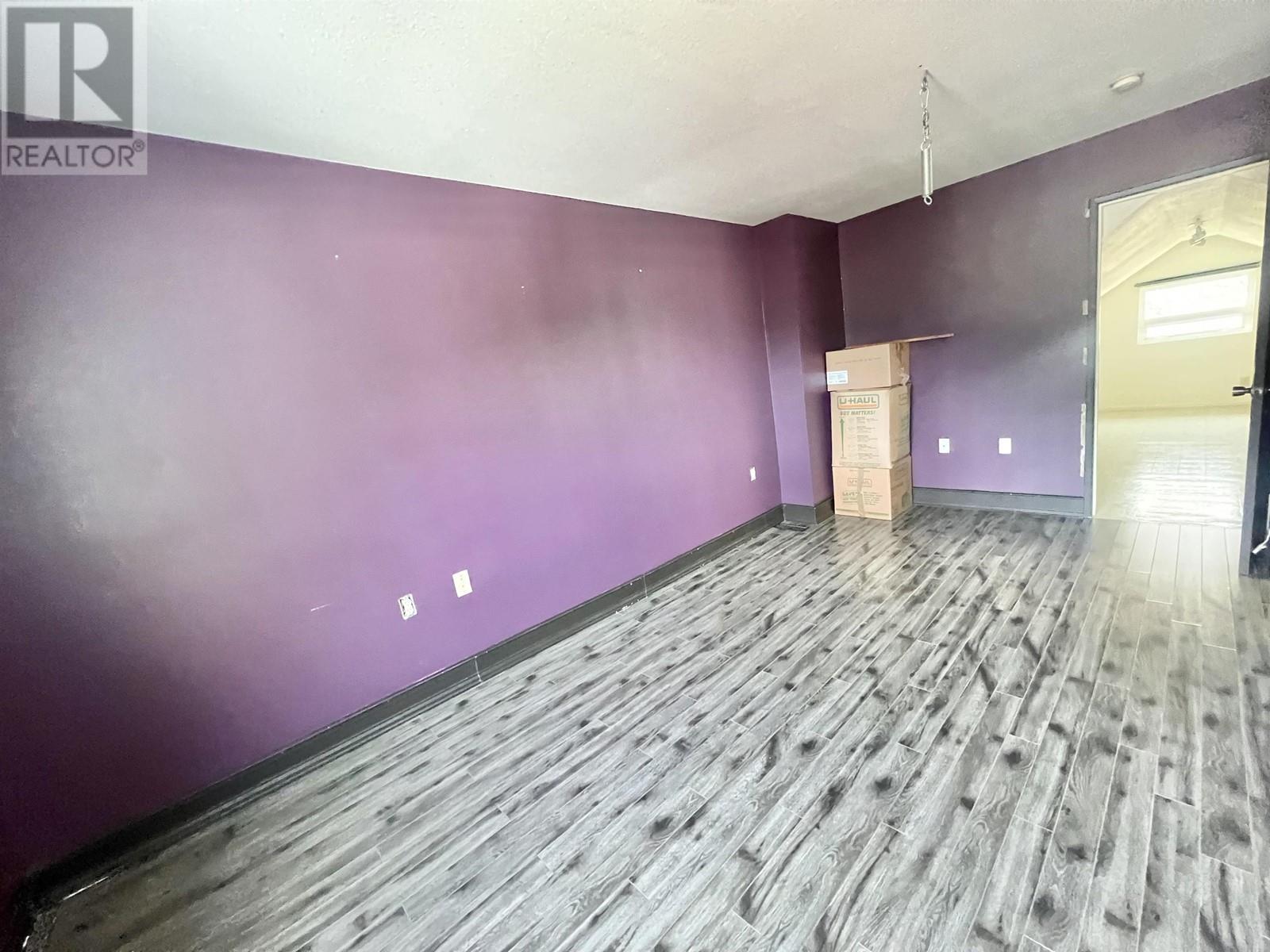 608 E 5TH AVENUE