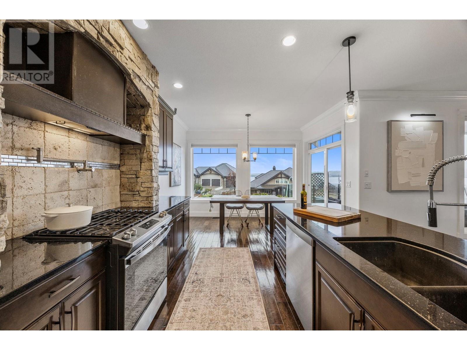  2584 Lucinde Road, West Kelowna