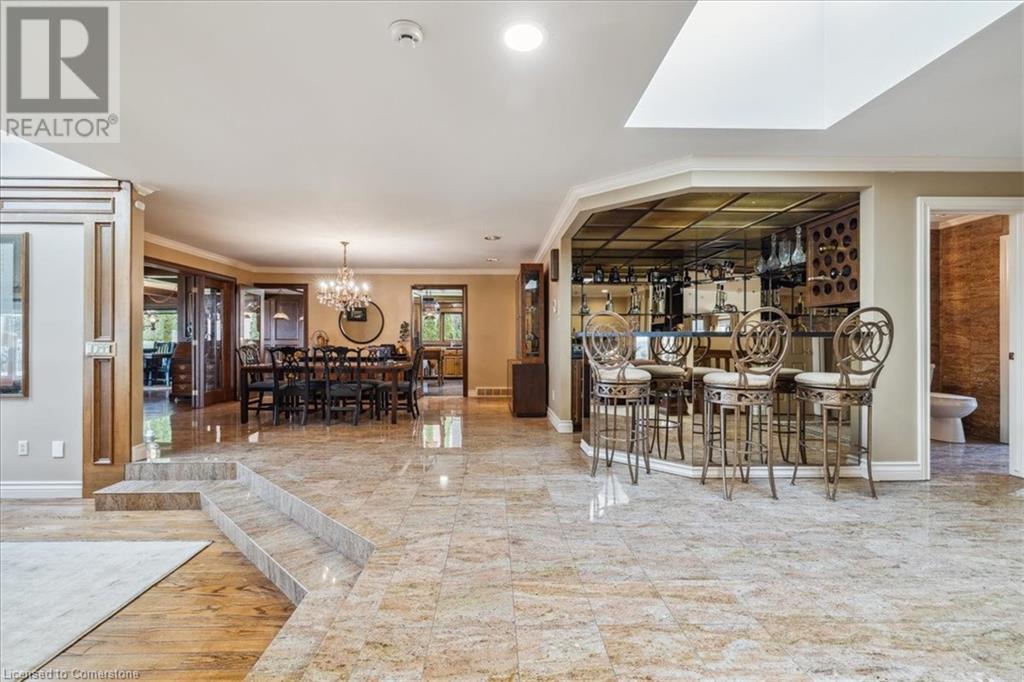 Photo 12 of 7 Lakegate Drive, Stoney Creek ON