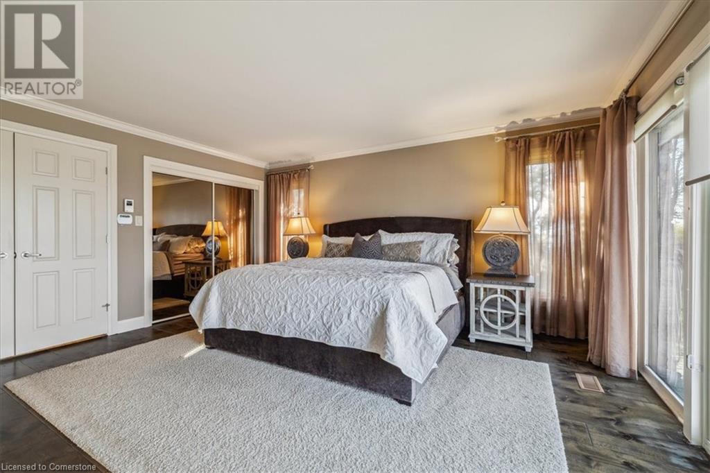 Photo 25 of 7 Lakegate Drive, Stoney Creek ON