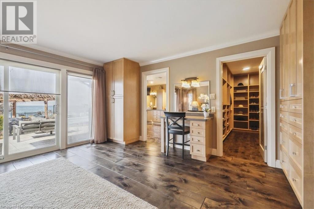 Photo 26 of 7 Lakegate Drive, Stoney Creek ON