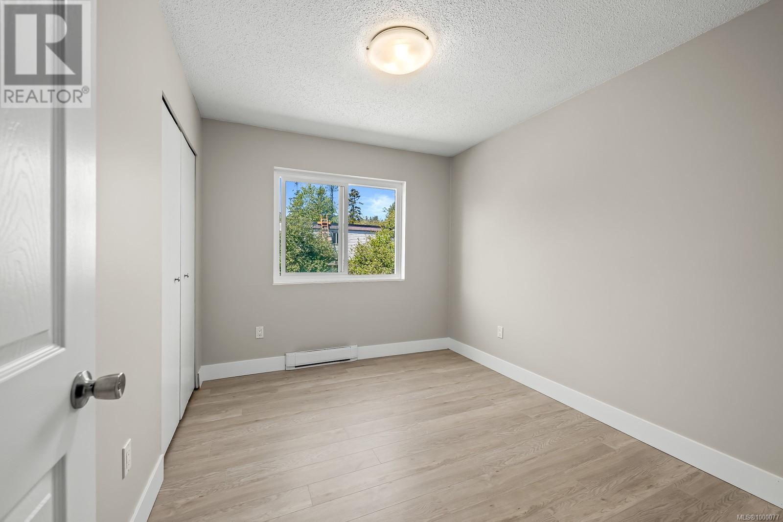 #211 175 CENTENNIAL DR - Image 18