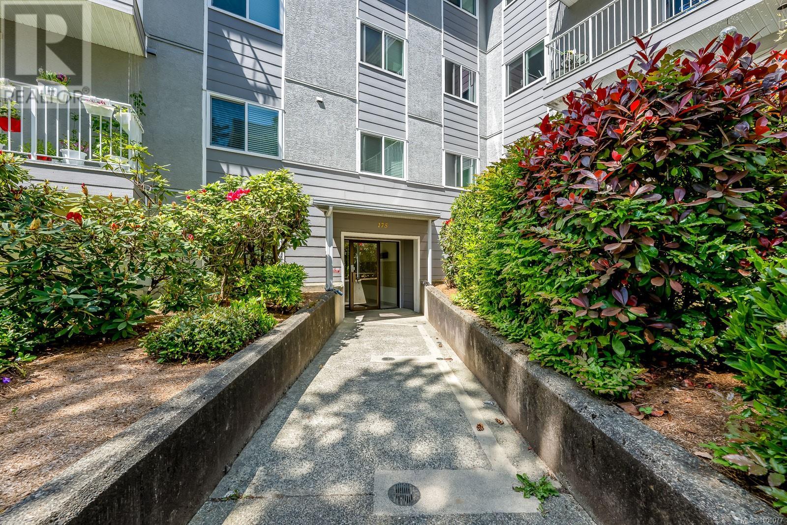 #211 175 CENTENNIAL DR - Image 24