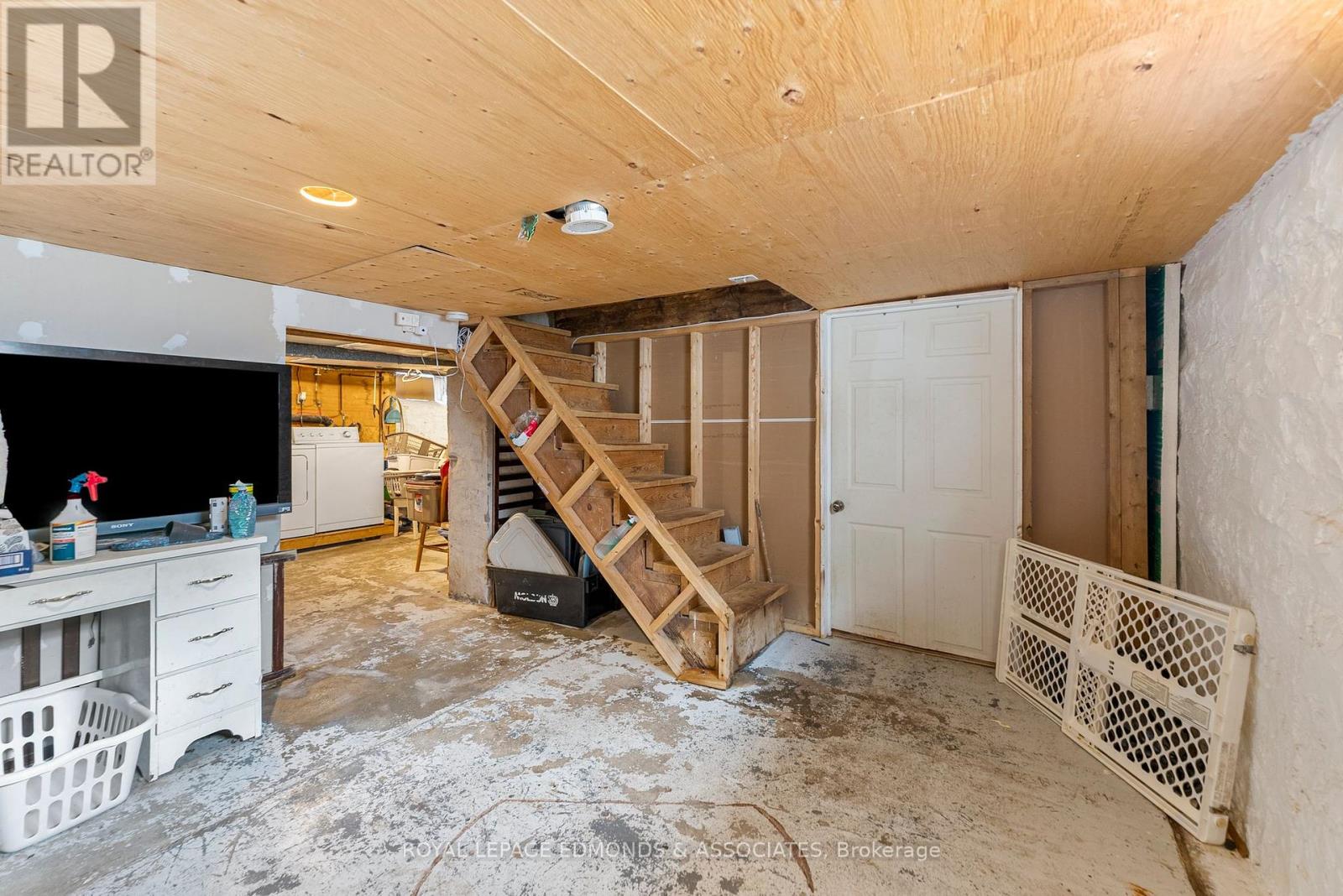 Photo 20 of 448 Eganville Road, Pembroke ON