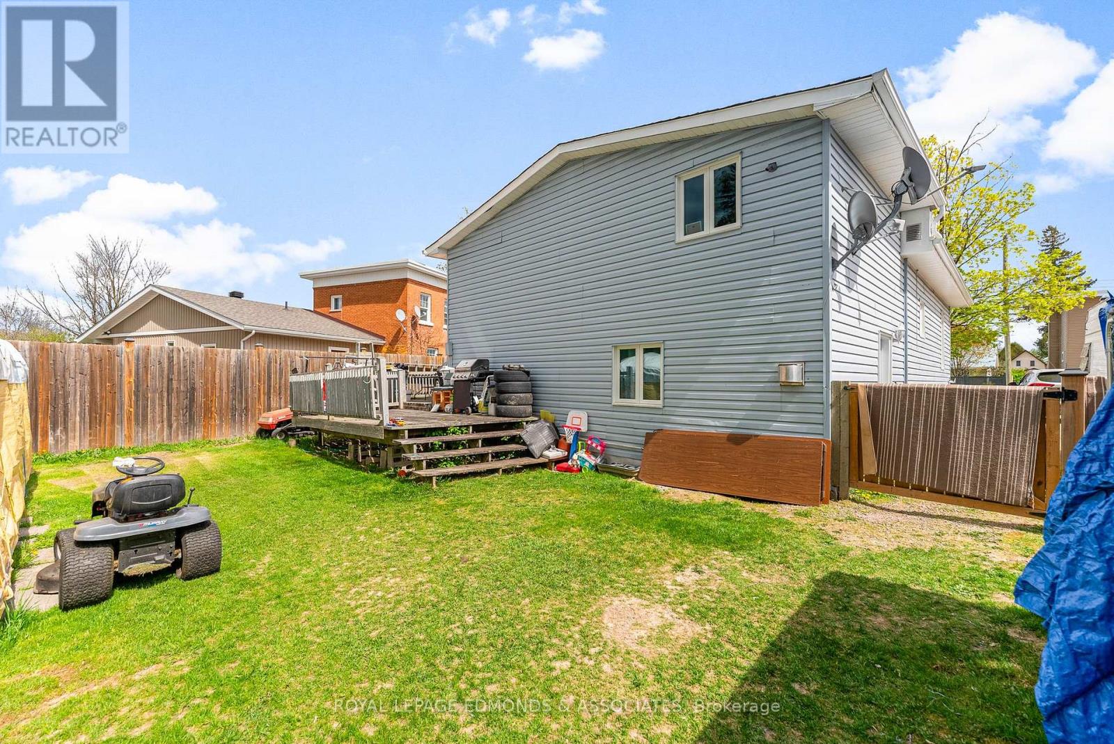 Photo 28 of 448 Eganville Road, Pembroke ON