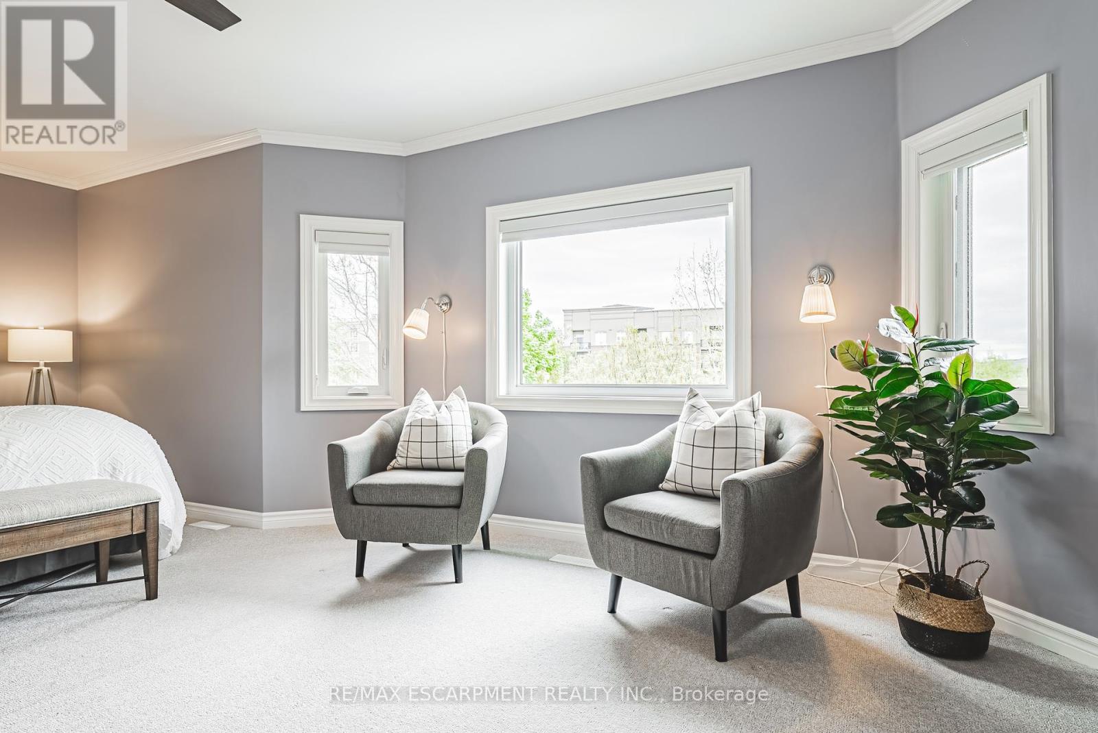 Photo 24 of 2170 Coldwater Street, Burlington ON