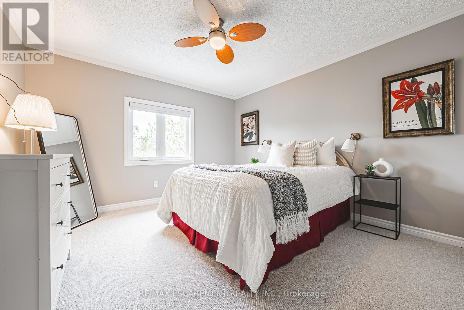 Photo 30 of 2170 Coldwater Street, Burlington ON