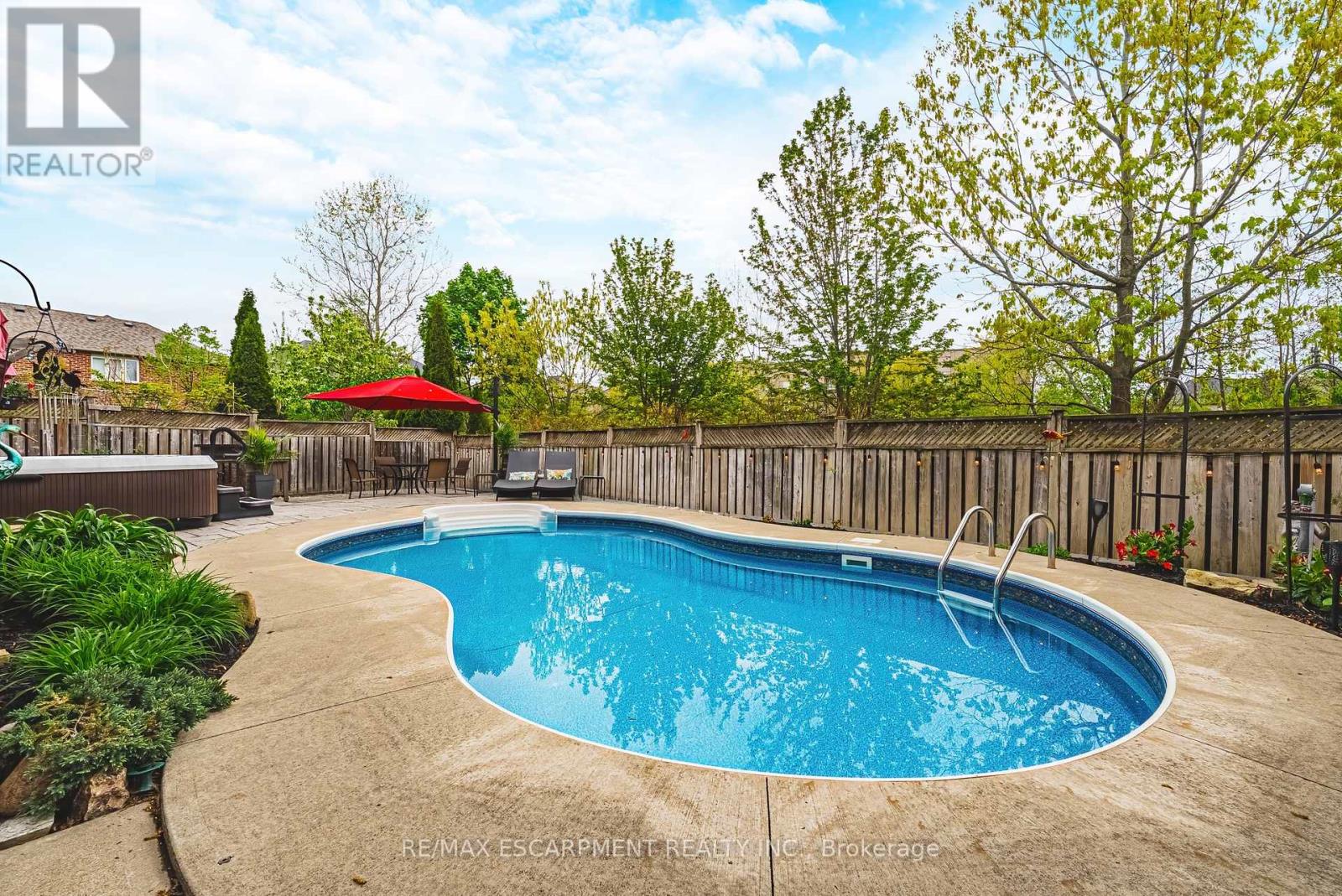 Photo 45 of 2170 Coldwater Street, Burlington ON