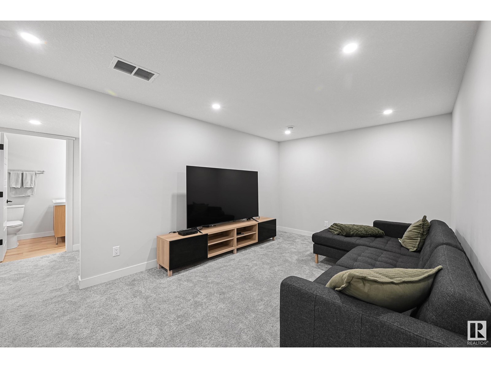 3205 DIXON WY SW SW, Edmonton