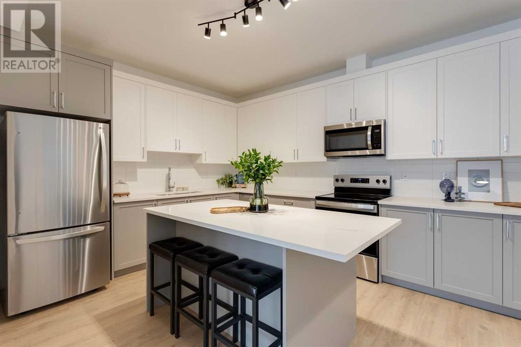 Single Family House for Sale in    Avenue NW Montgomery Calgary 