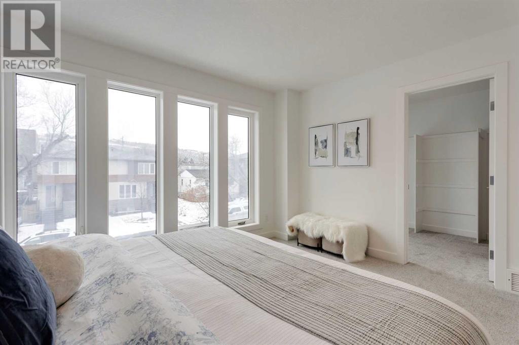 Single Family House for Sale in    Avenue NW Montgomery Calgary 