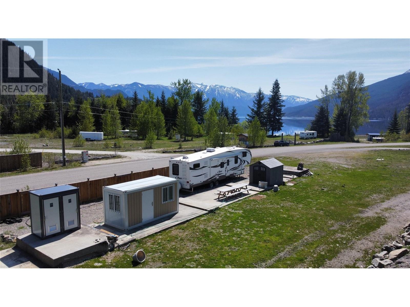 Photo 2 of 158 Rosebery Road, Rosebery BC