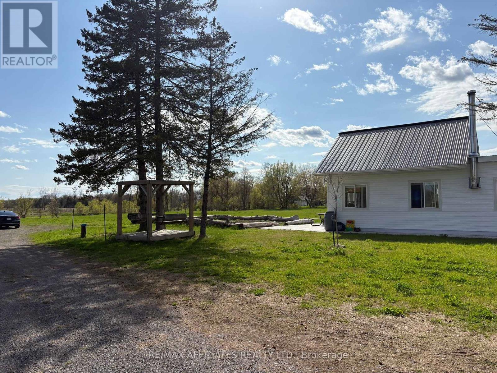 Photo 3 of 3420 Greenlane Road, Champlain ON