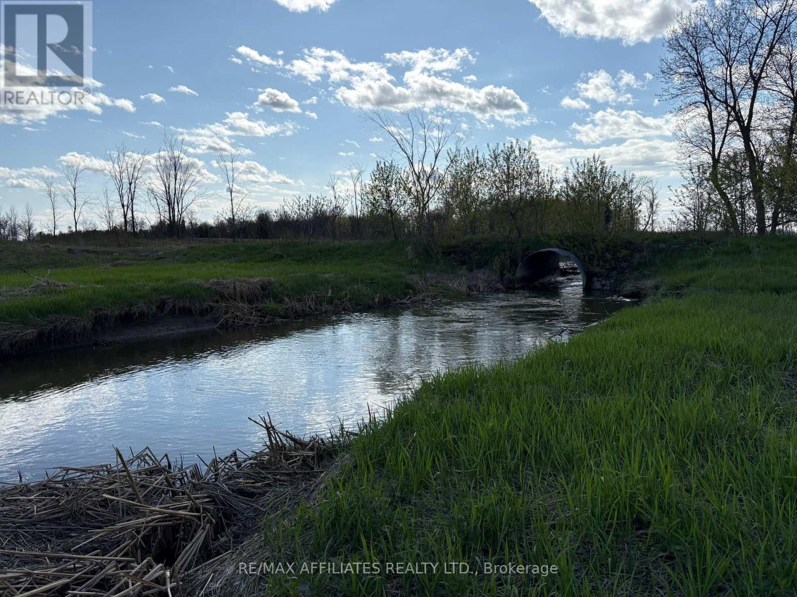 Photo 12 of 3420 Greenlane Road, Champlain ON