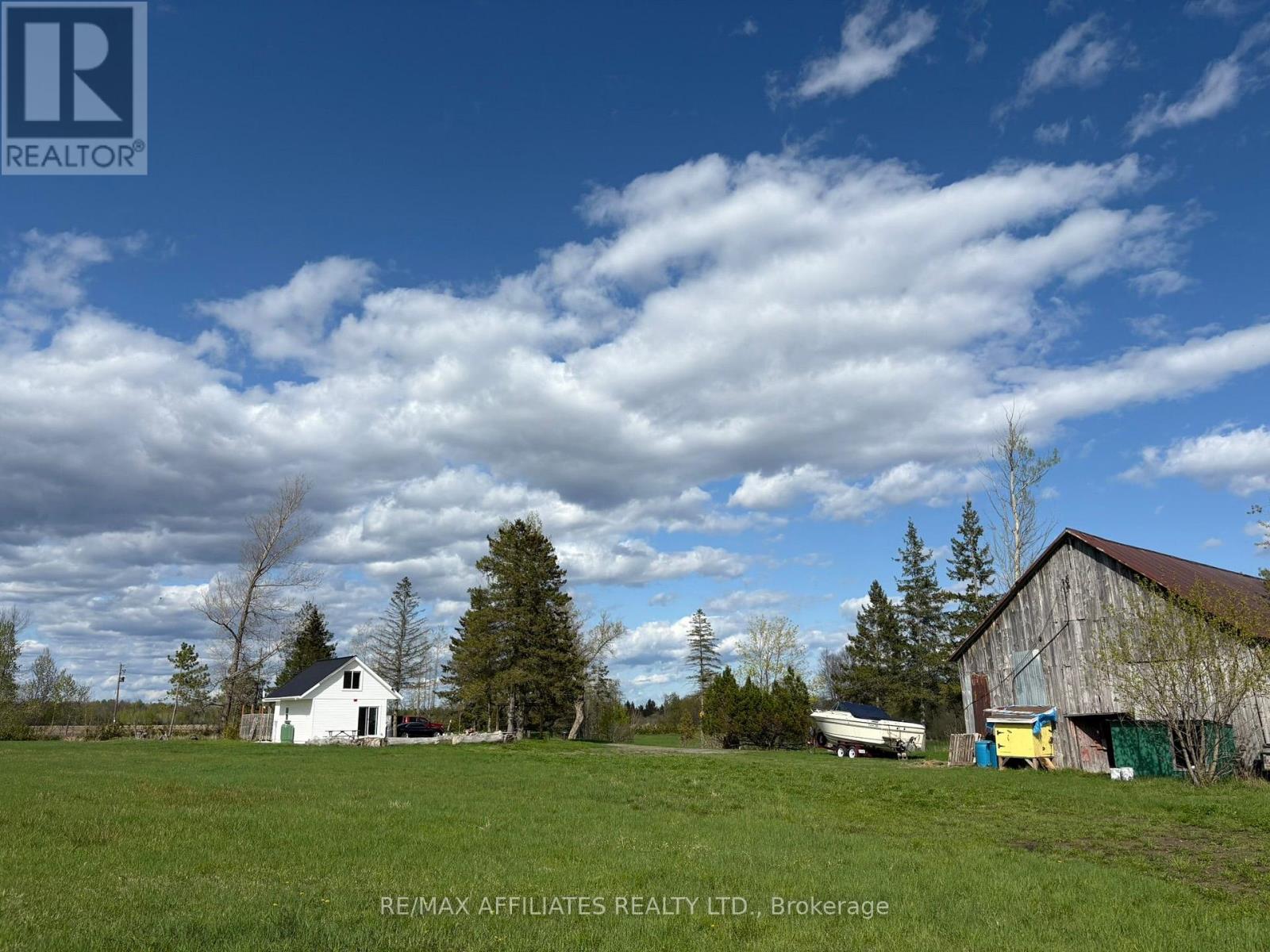 Photo 18 of 3420 Greenlane Road, Champlain ON
