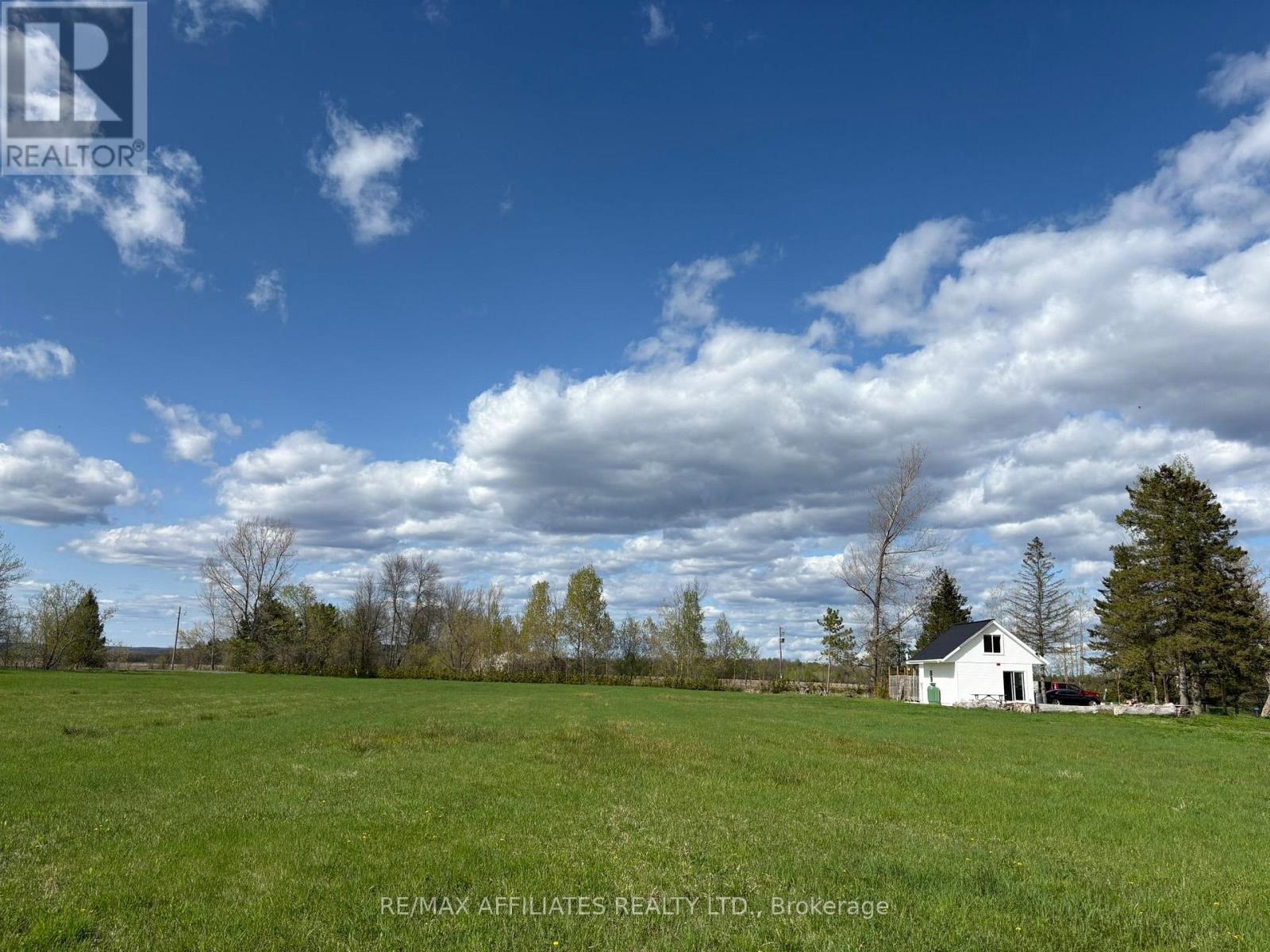 Photo 5 of 3420 Greenlane Road, Champlain ON