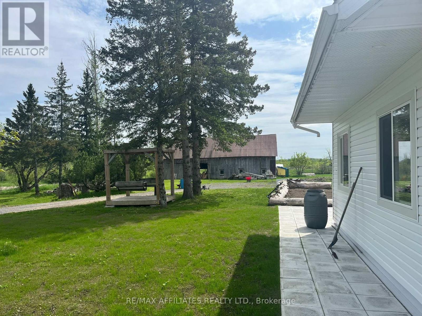 Photo 20 of 3420 Greenlane Road, Champlain ON
