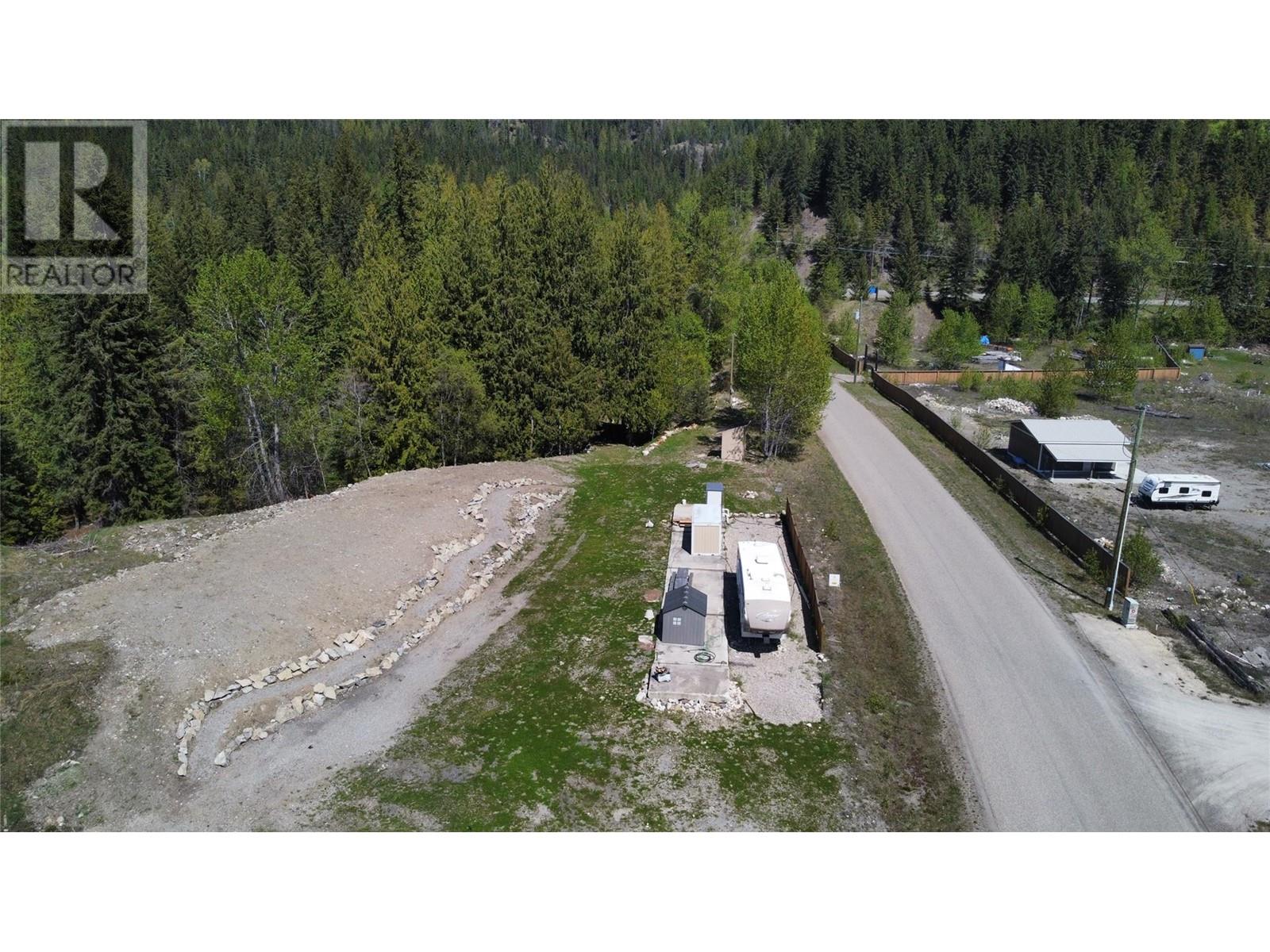 Photo 14 of 158 Rosebery Road, Rosebery BC