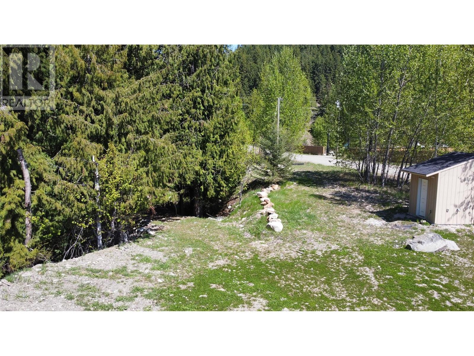 Photo 19 of 158 Rosebery Road, Rosebery BC