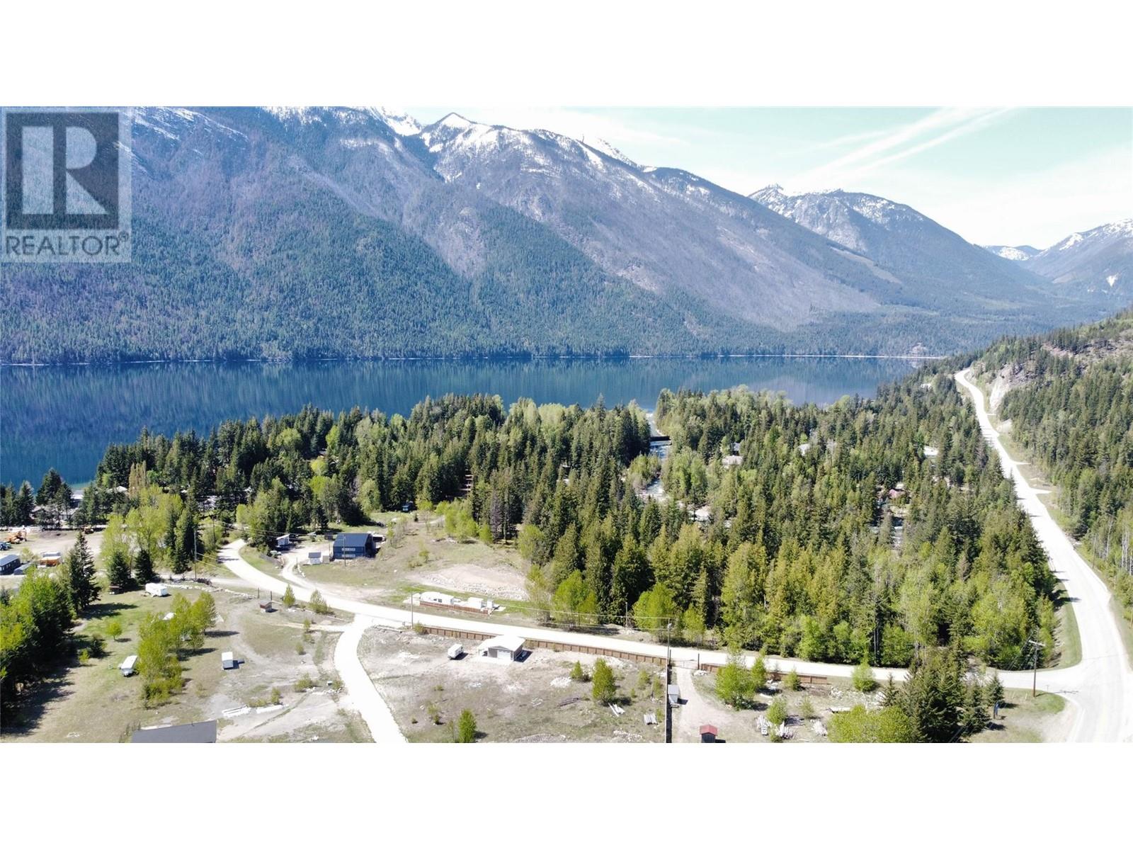 Photo 15 of 158 Rosebery Road, Rosebery BC