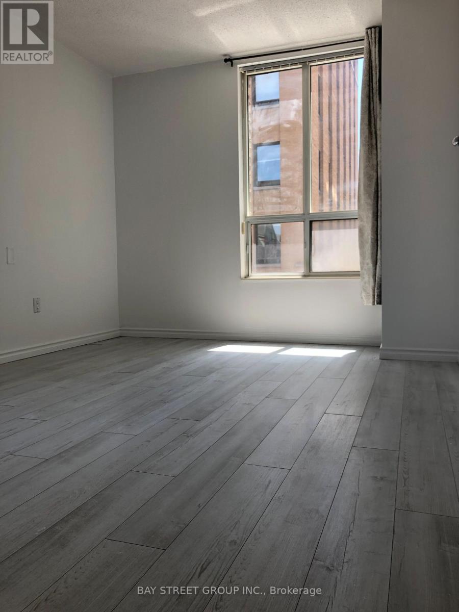 Photo 3 of 308 284 Bloor Street W, Toronto ON