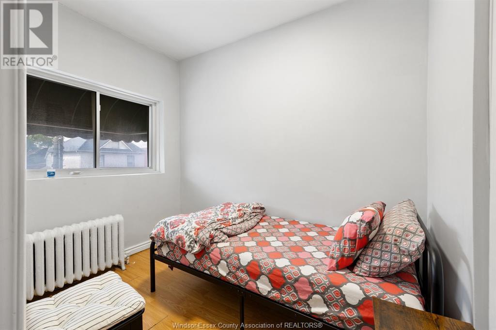 Photo 10 of 1445 Wyandotte Street East, Windsor ON