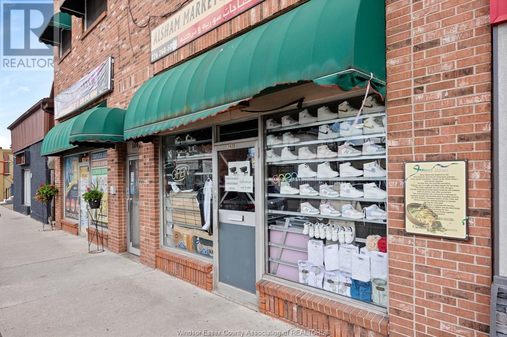 Photo 33 of 1445 Wyandotte Street East, Windsor ON