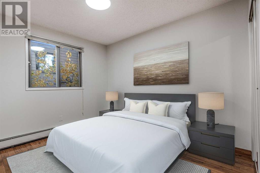 Single Family House for Sale in    Avenue SW Shaganappi Calgary 