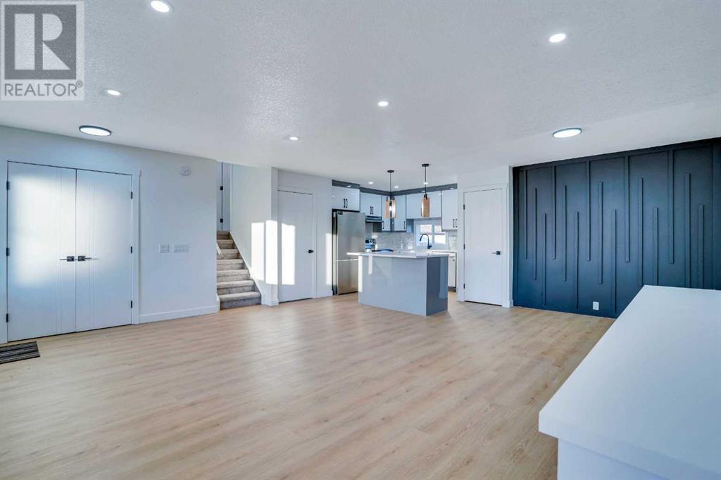 Single Family House 4 Level for Sale in  Penbrooke Place SE Penbrooke Meadows Calgary 