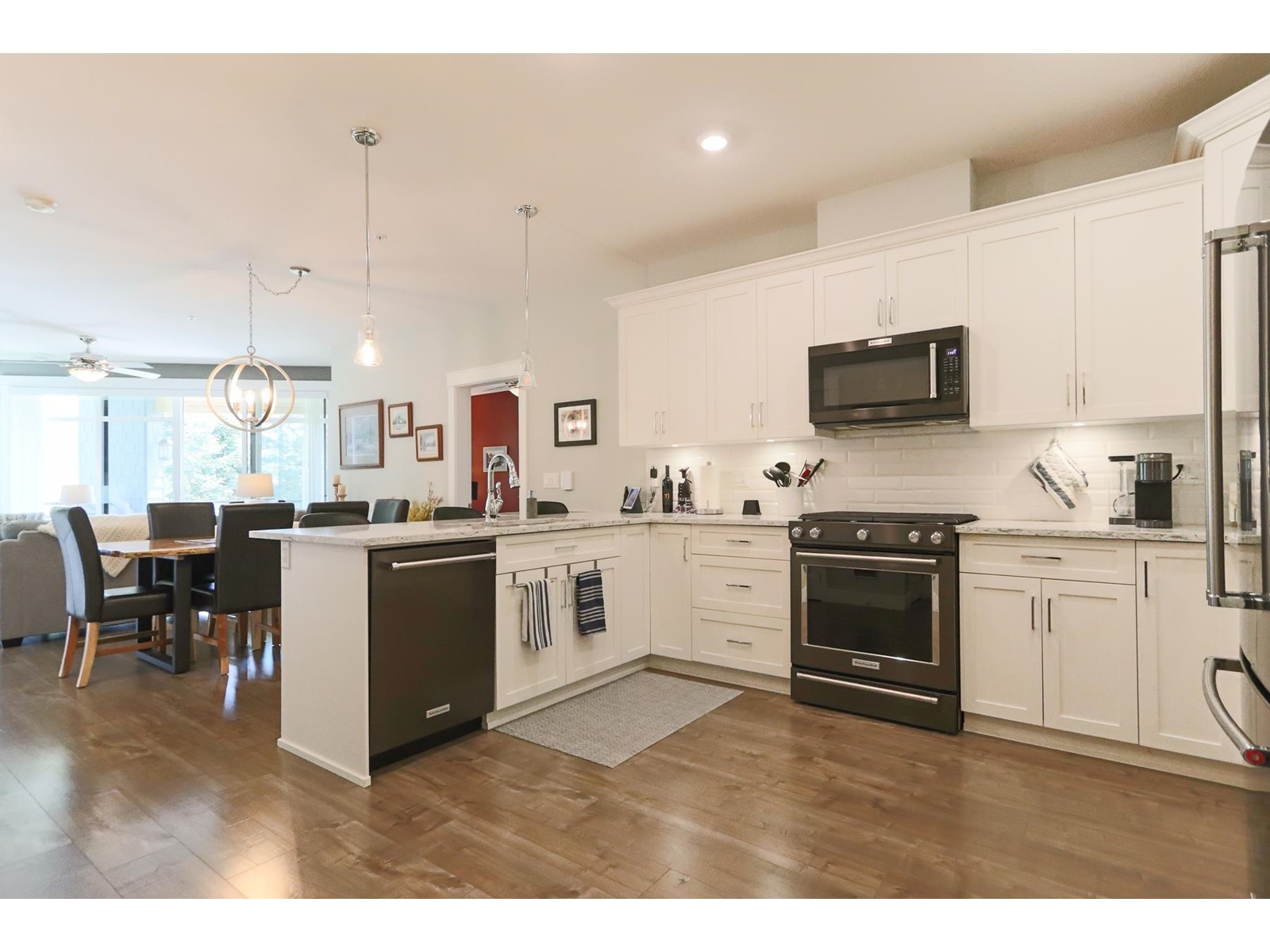 207 5380 TYEE LANE, Garrison Crossing, Chilliwack