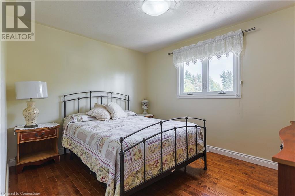 Photo 17 of 162 Victoria Street, Simcoe ON