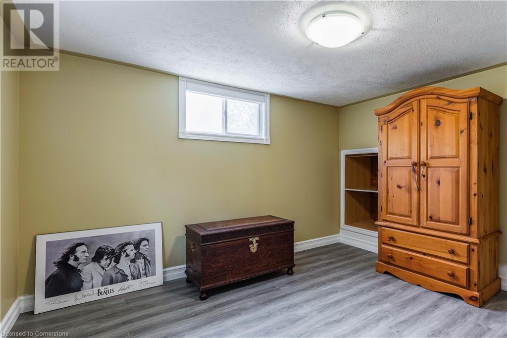 Photo 7 of 162 Victoria Street, Simcoe ON