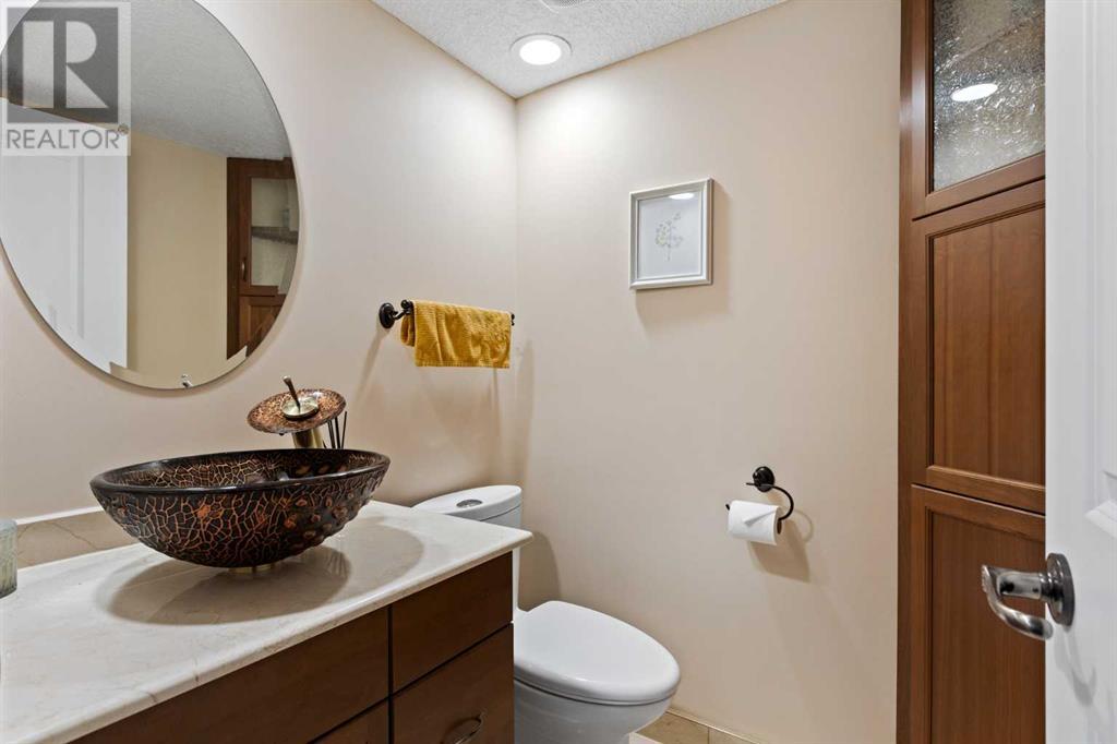 Single Family House for Sale in  Hawkwood Way NW Hawkwood Calgary 