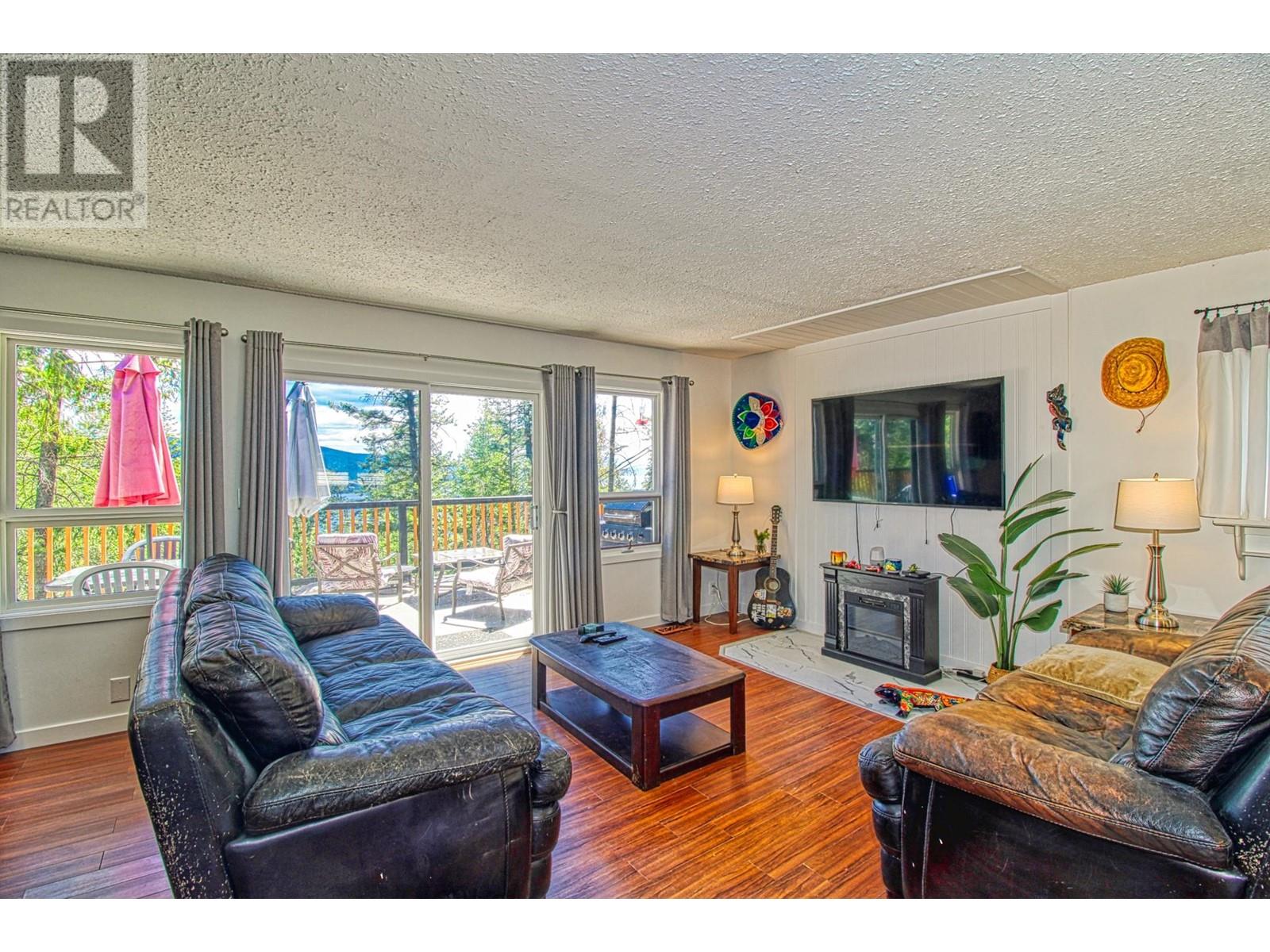  9580 Houghton Road, Vernon
