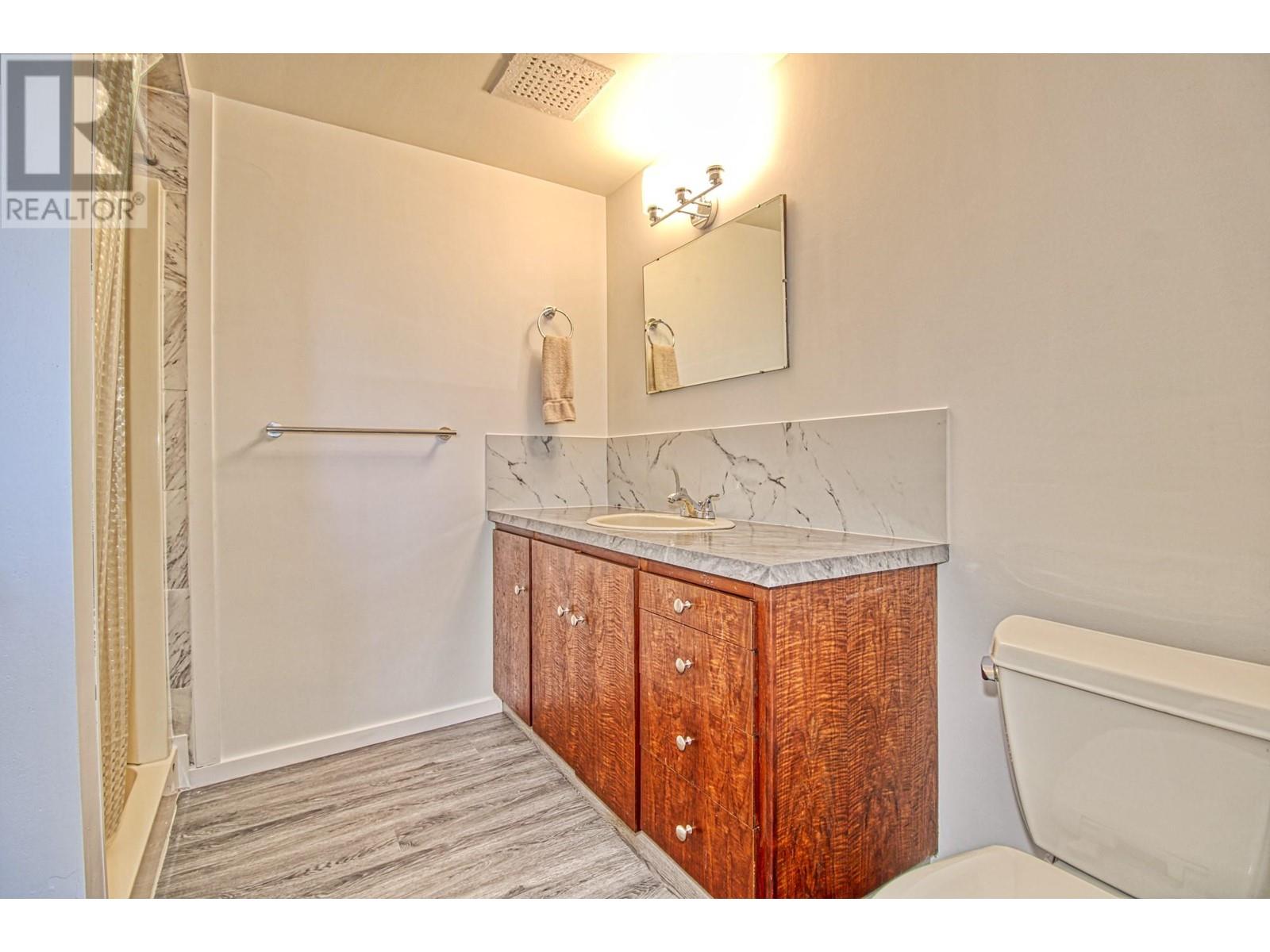  9580 Houghton Road, Vernon