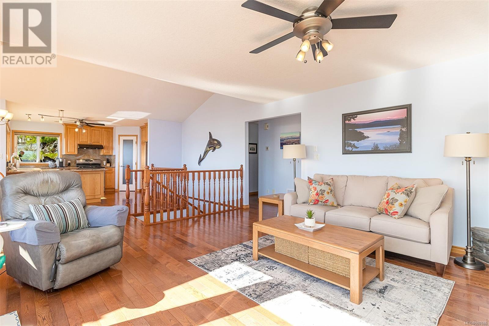 483 Hillview Ave, Ladysmith
