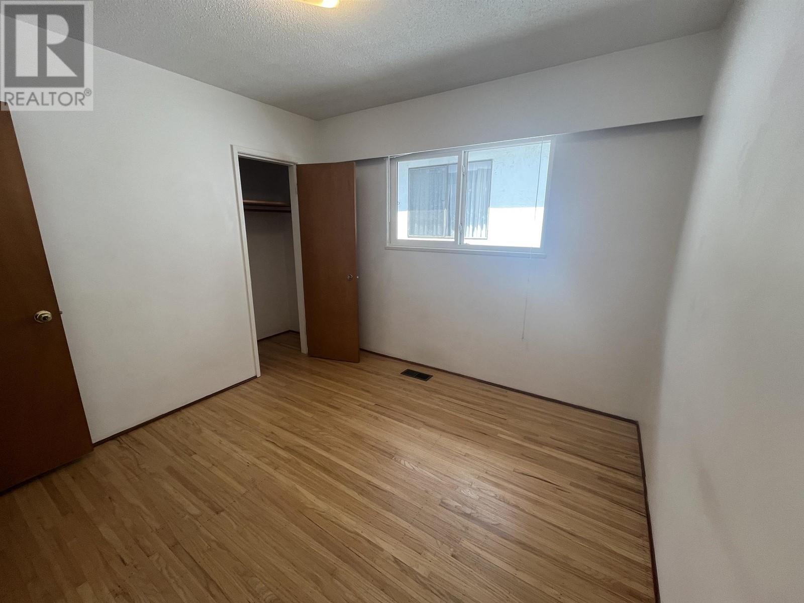 Photo 7 of 5125 Wales Street, Vancouver BC