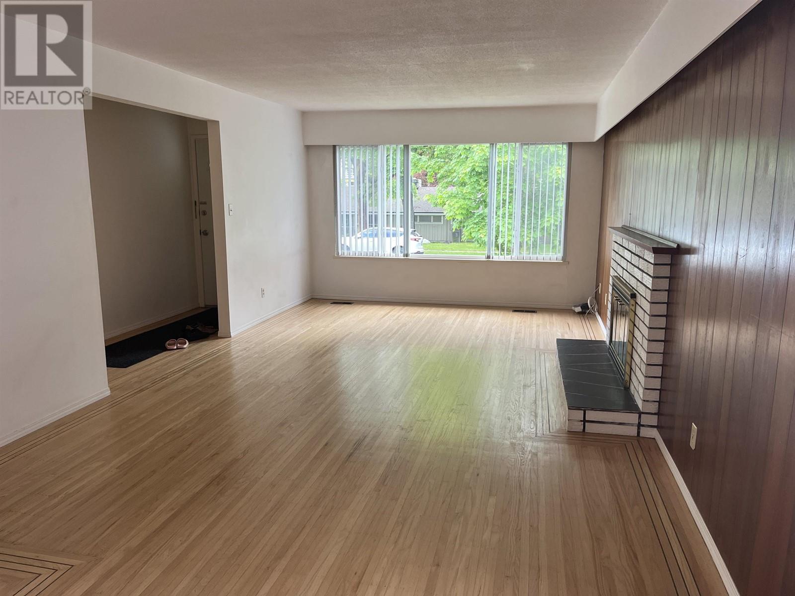 Photo 16 of 5125 Wales Street, Vancouver BC