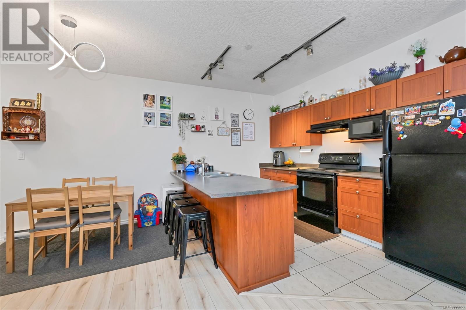 Photo 13 of 108 2823 Jacklin Rd, Langford BC
